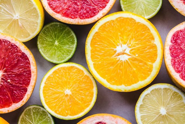 oranges, limes and grapefruit - picture used in article about citrus bioflavonoids health benefits