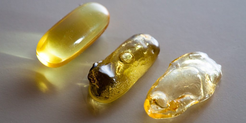 rancid fish oil capsules - this picture is used in an article about omega 3 supplements oxidation issues