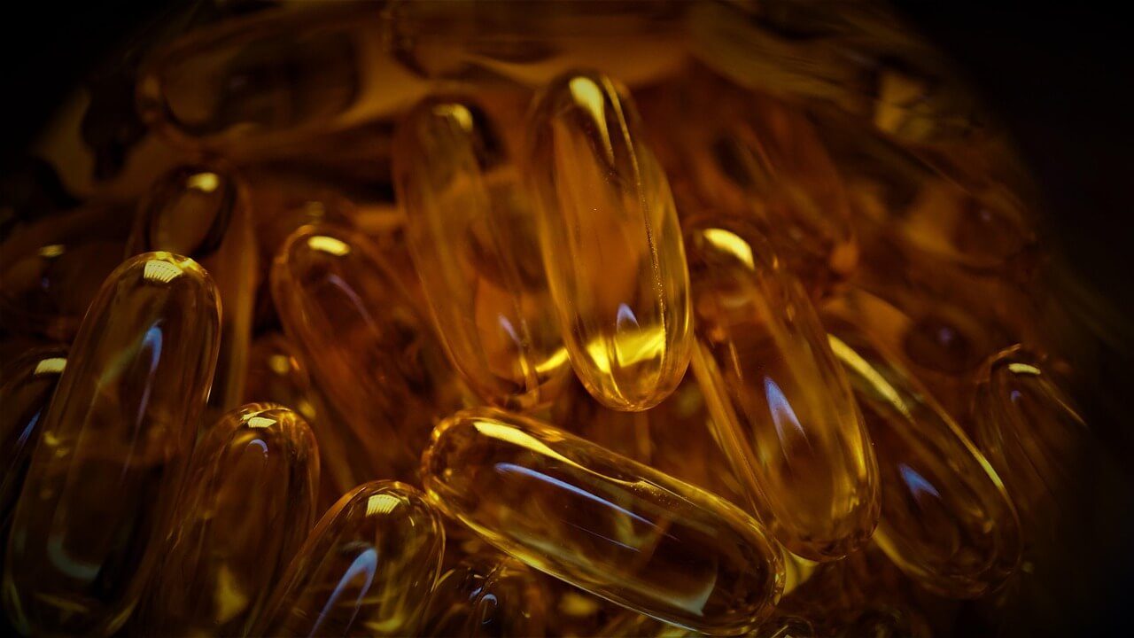 Fish Oil Supplements: Separating Fact from Fiction 2025
